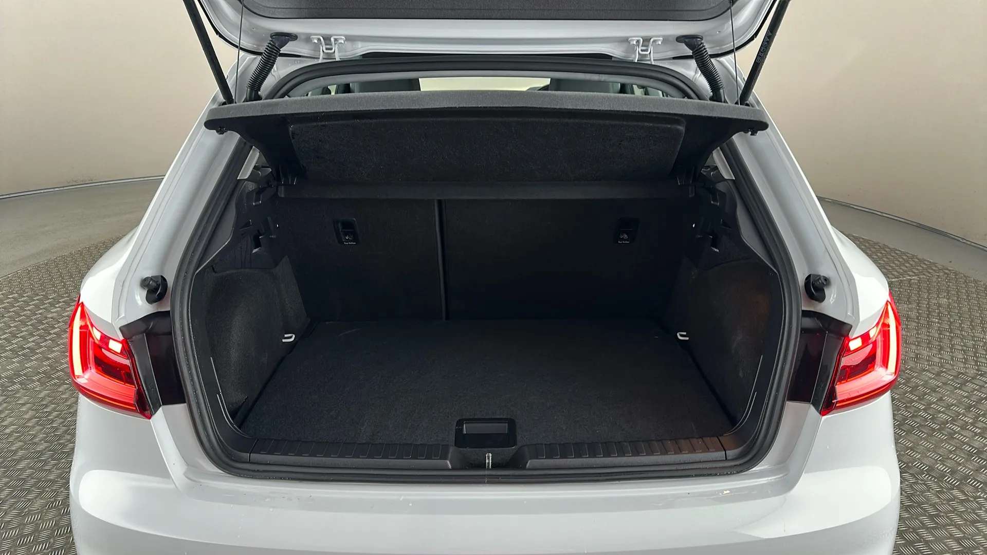 2023 AUDI A1 2023 AUDI A1