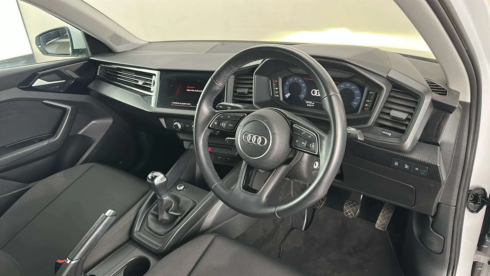 2023 AUDI A1 2023 AUDI A1