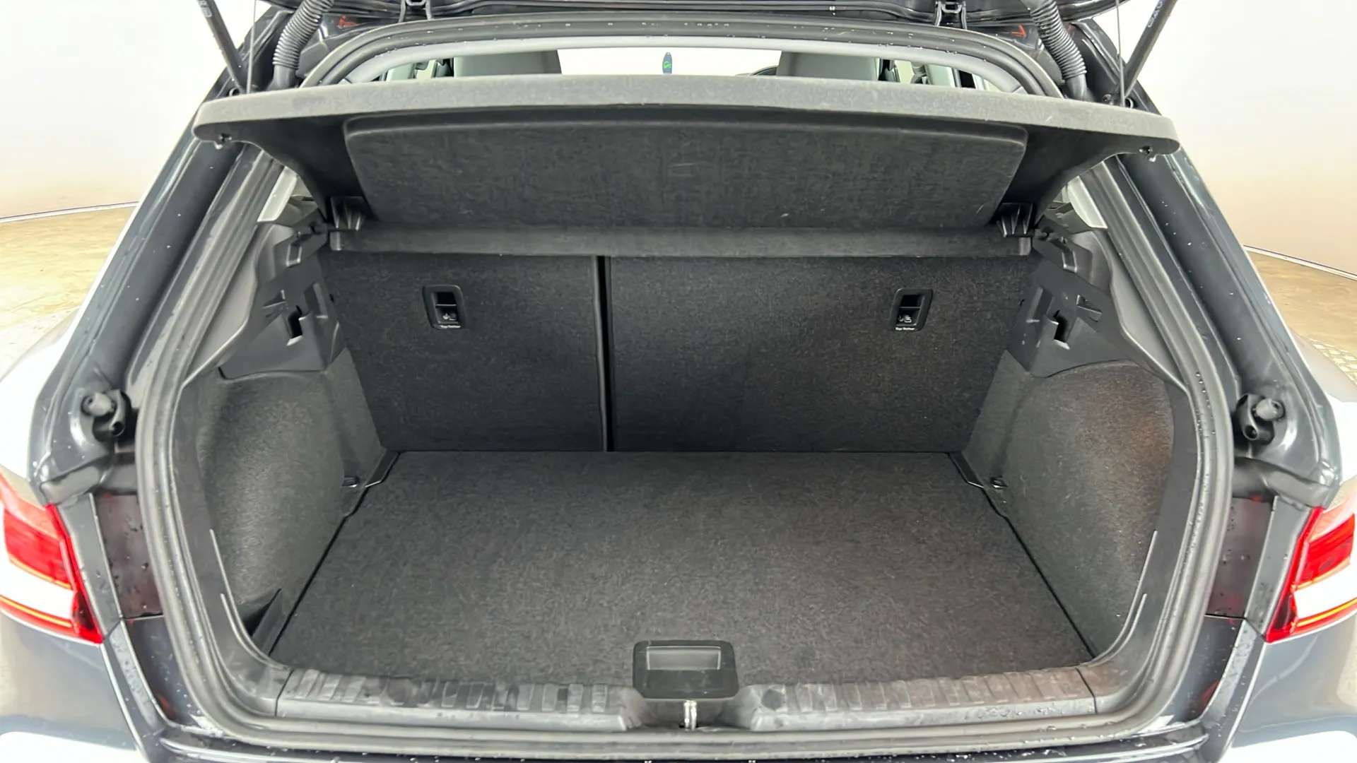 2023 AUDI A1 2023 AUDI A1