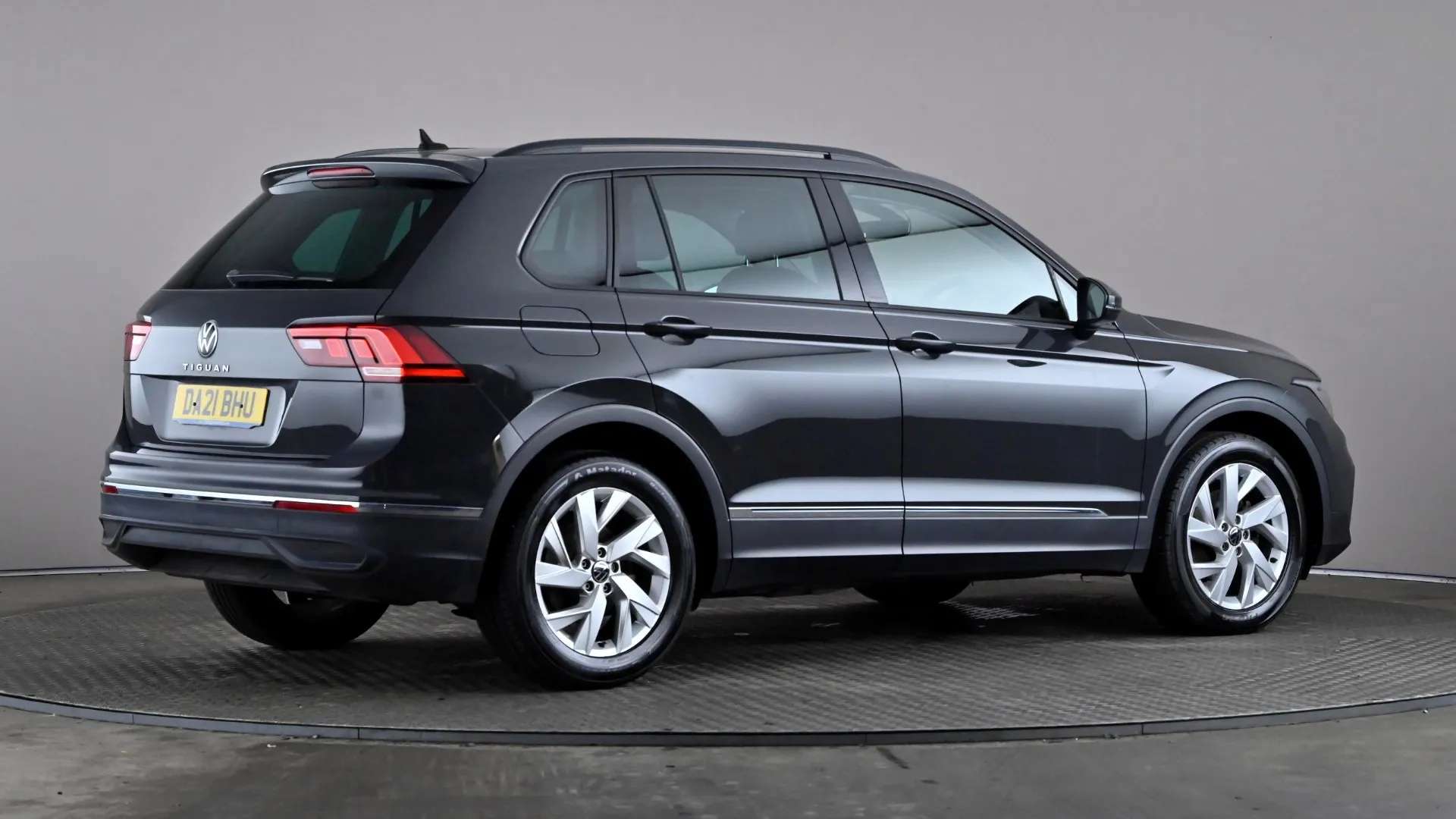 2021 VOLKSWAGEN TIGUAN 2021 VOLKSWAGEN TIGUAN