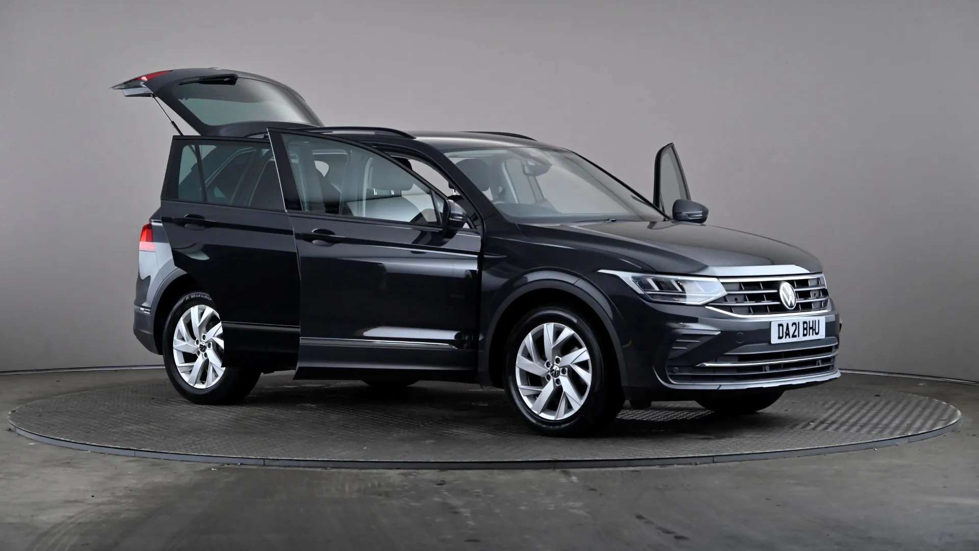 2021 VOLKSWAGEN TIGUAN 2021 VOLKSWAGEN TIGUAN