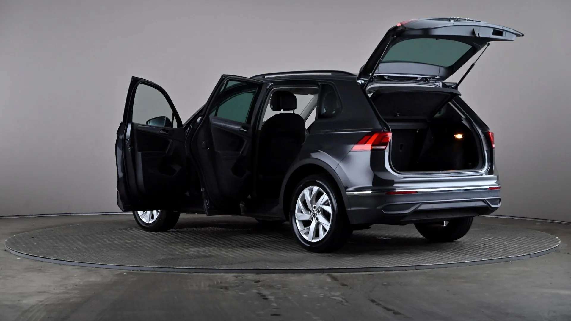 2021 VOLKSWAGEN TIGUAN 2021 VOLKSWAGEN TIGUAN