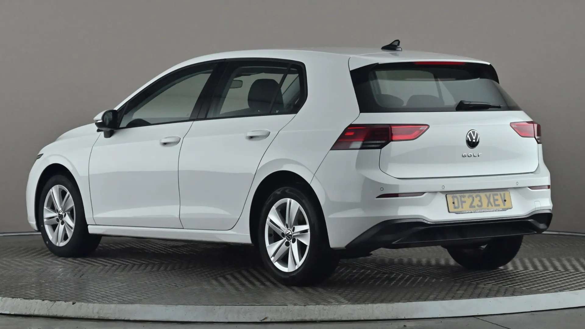 A 2023 VOLKSWAGEN GOLF 1.5 TSI 150 Life A 2023 VOLKSWAGEN GOLF 1.5 TSI 150 Life