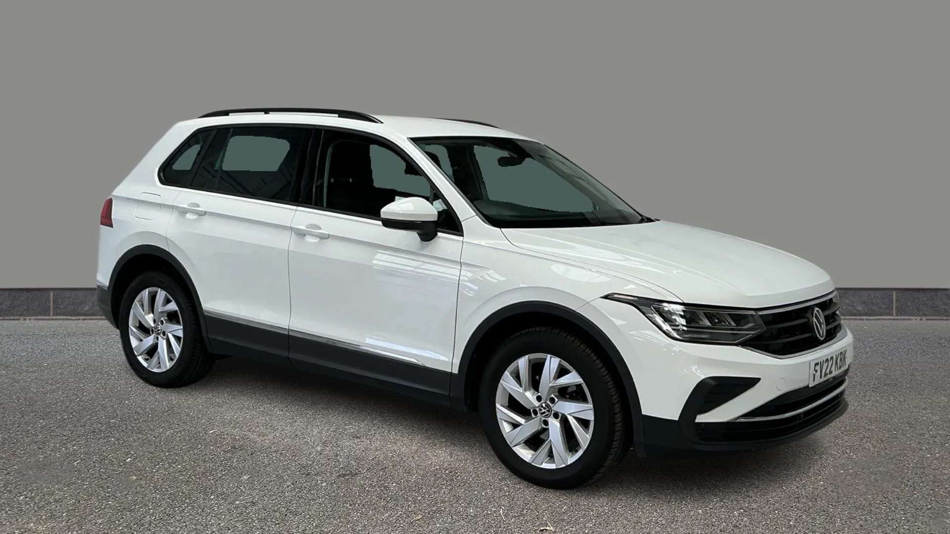 A 2022 VOLKSWAGEN TIGUAN 1.5 TSI 150 Life A 2022 VOLKSWAGEN TIGUAN 1.5 TSI 150 Life