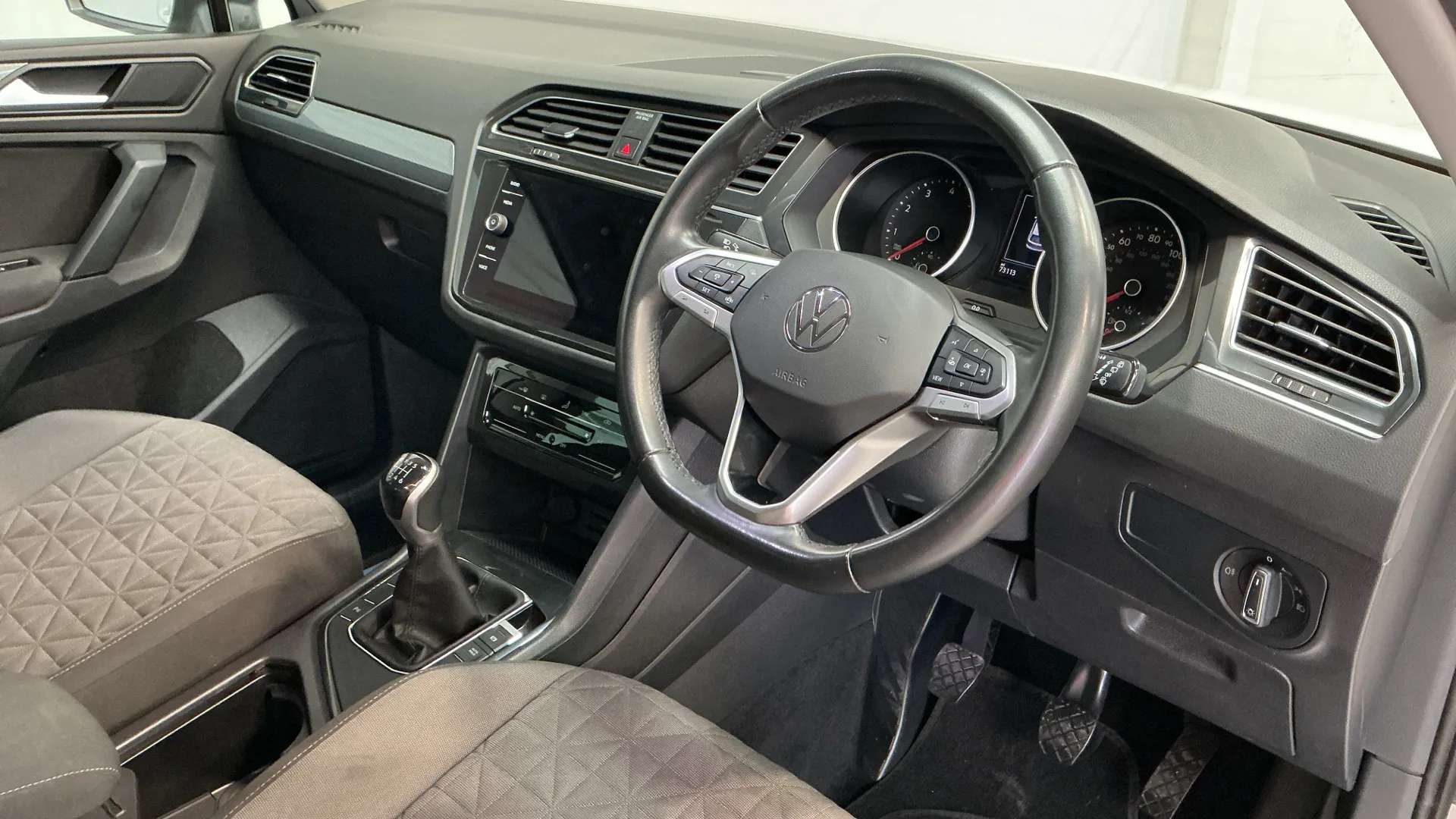 2022 VOLKSWAGEN TIGUAN 2022 VOLKSWAGEN TIGUAN