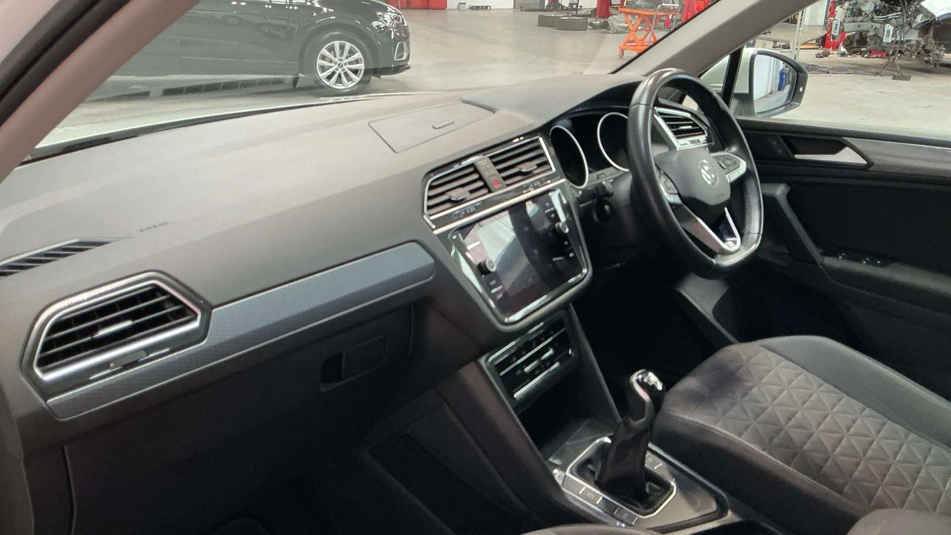 2022 VOLKSWAGEN TIGUAN 2022 VOLKSWAGEN TIGUAN