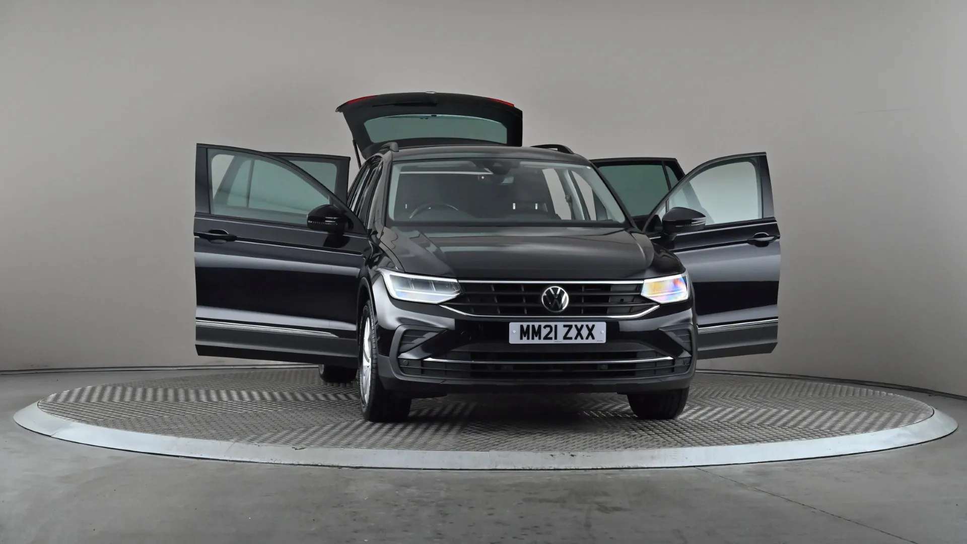 2021 VOLKSWAGEN TIGUAN 2021 VOLKSWAGEN TIGUAN