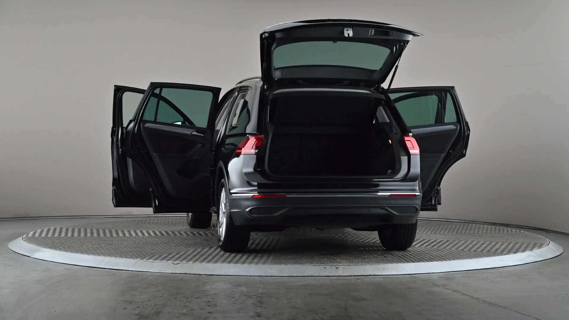 2021 VOLKSWAGEN TIGUAN 2021 VOLKSWAGEN TIGUAN