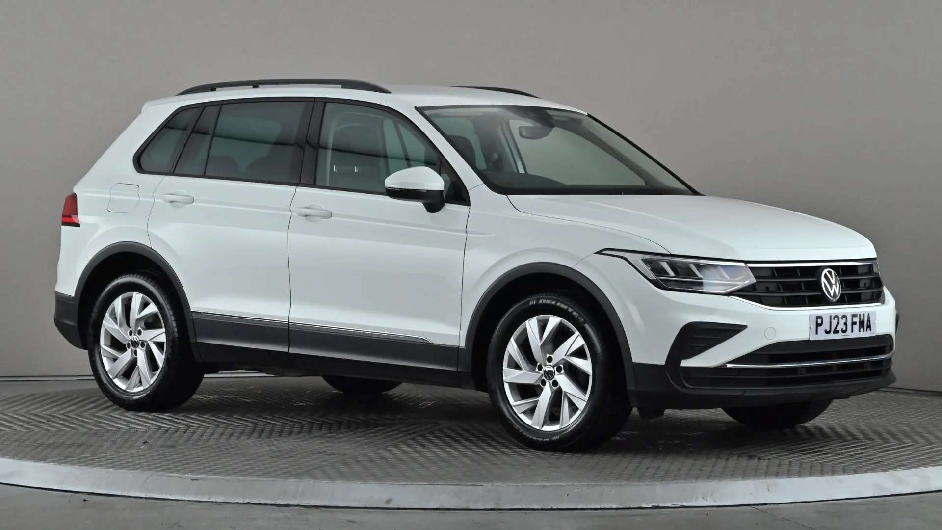 A 2023 VOLKSWAGEN TIGUAN 1.5 TSI 150 Life A 2023 VOLKSWAGEN TIGUAN 1.5 TSI 150 Life