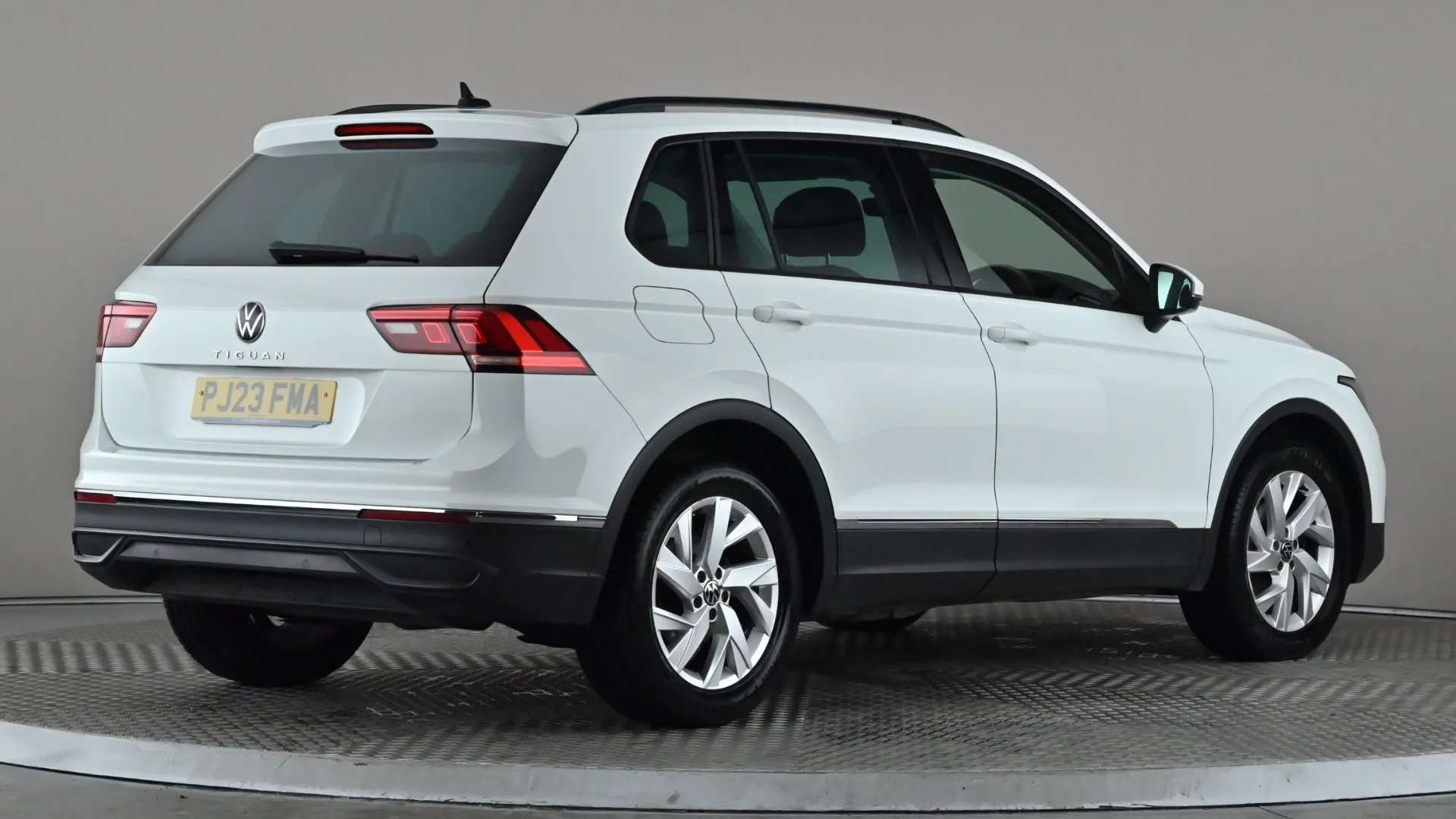 2023 VOLKSWAGEN TIGUAN 2023 VOLKSWAGEN TIGUAN