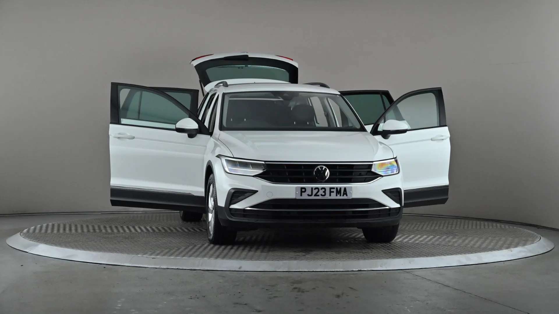 2023 VOLKSWAGEN TIGUAN 2023 VOLKSWAGEN TIGUAN