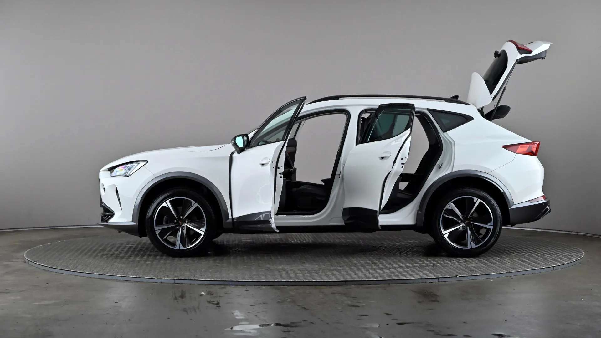 2024 CUPRA FORMENTOR 2024 CUPRA FORMENTOR