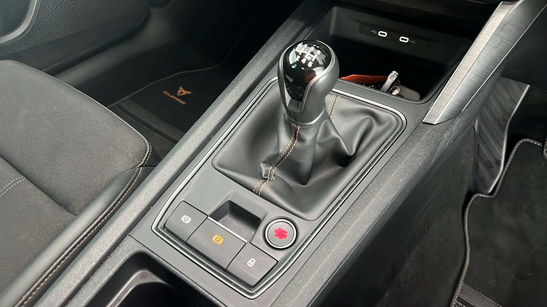 2024 CUPRA FORMENTOR 2024 CUPRA FORMENTOR