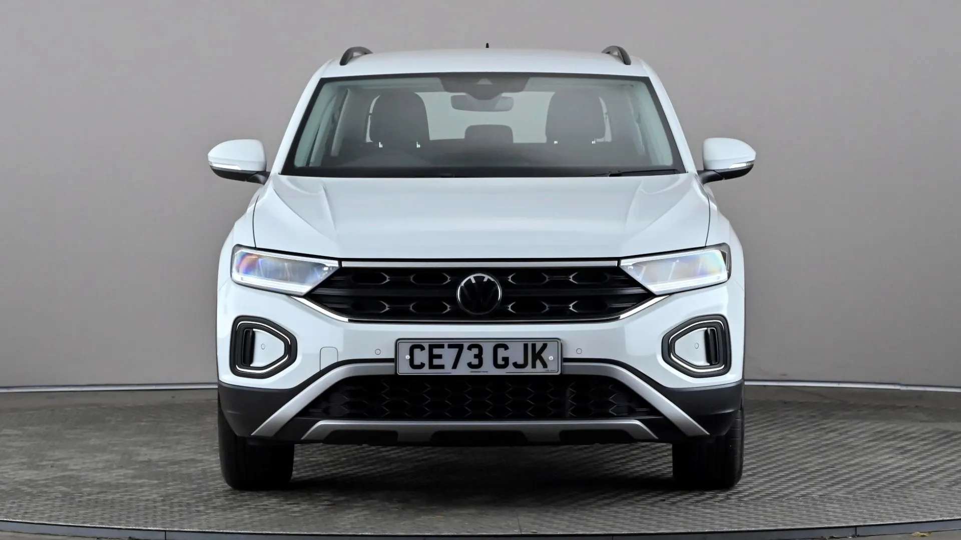 A 2023 VOLKSWAGEN T-ROC 1.5 TSI Life DSG A 2023 VOLKSWAGEN T-ROC 1.5 TSI Life DSG