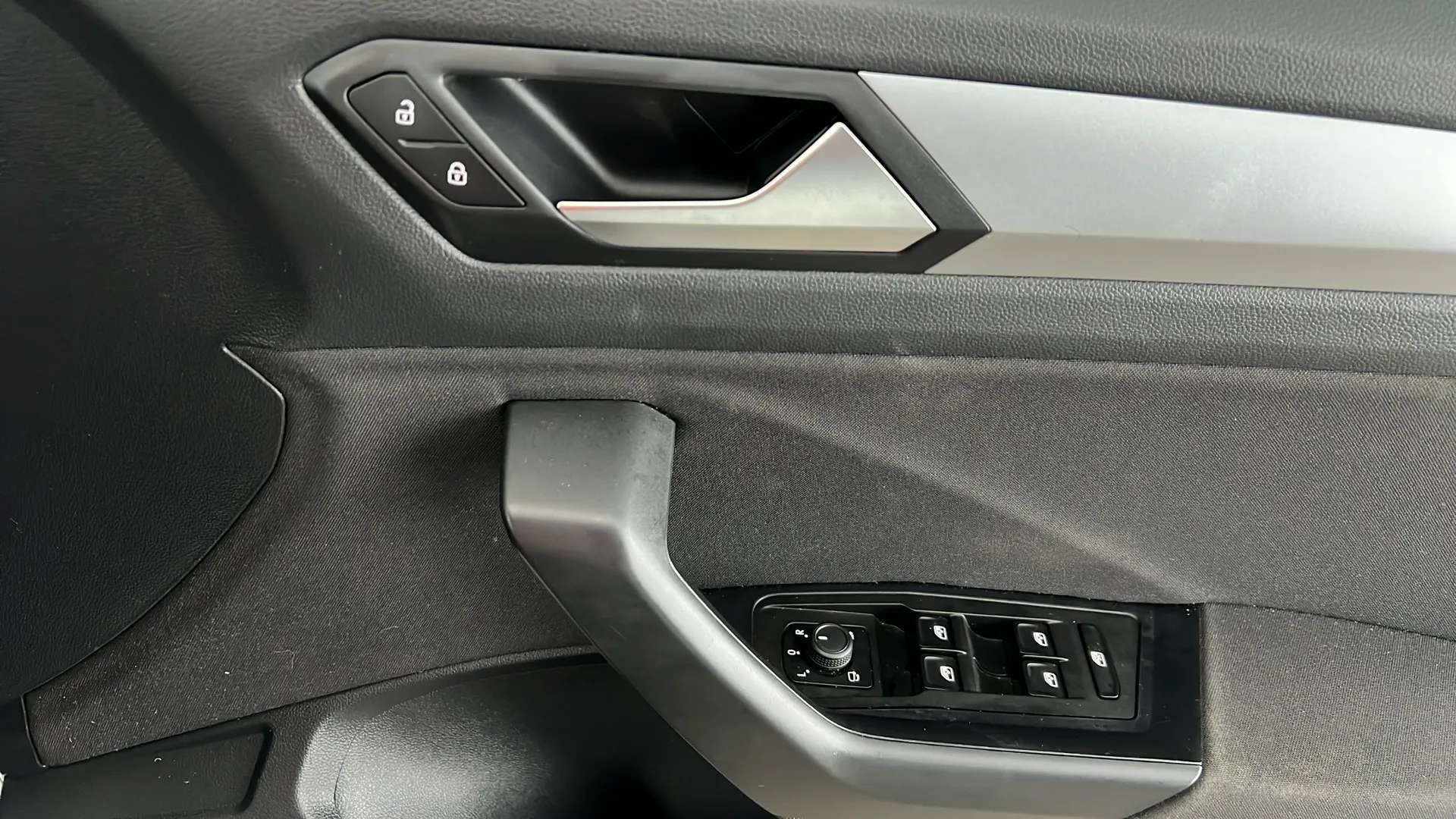 2023 VOLKSWAGEN T-ROC 2023 VOLKSWAGEN T-ROC