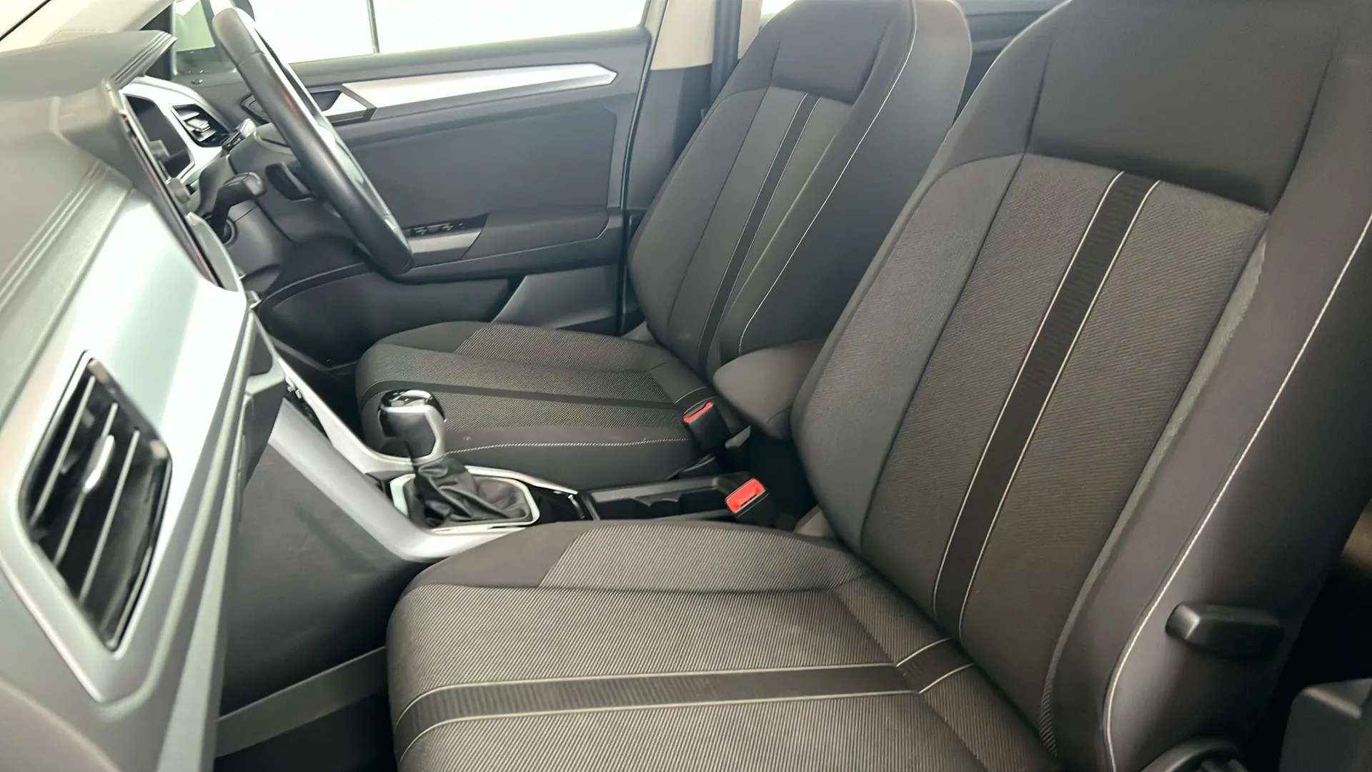 2023 VOLKSWAGEN T-ROC 2023 VOLKSWAGEN T-ROC