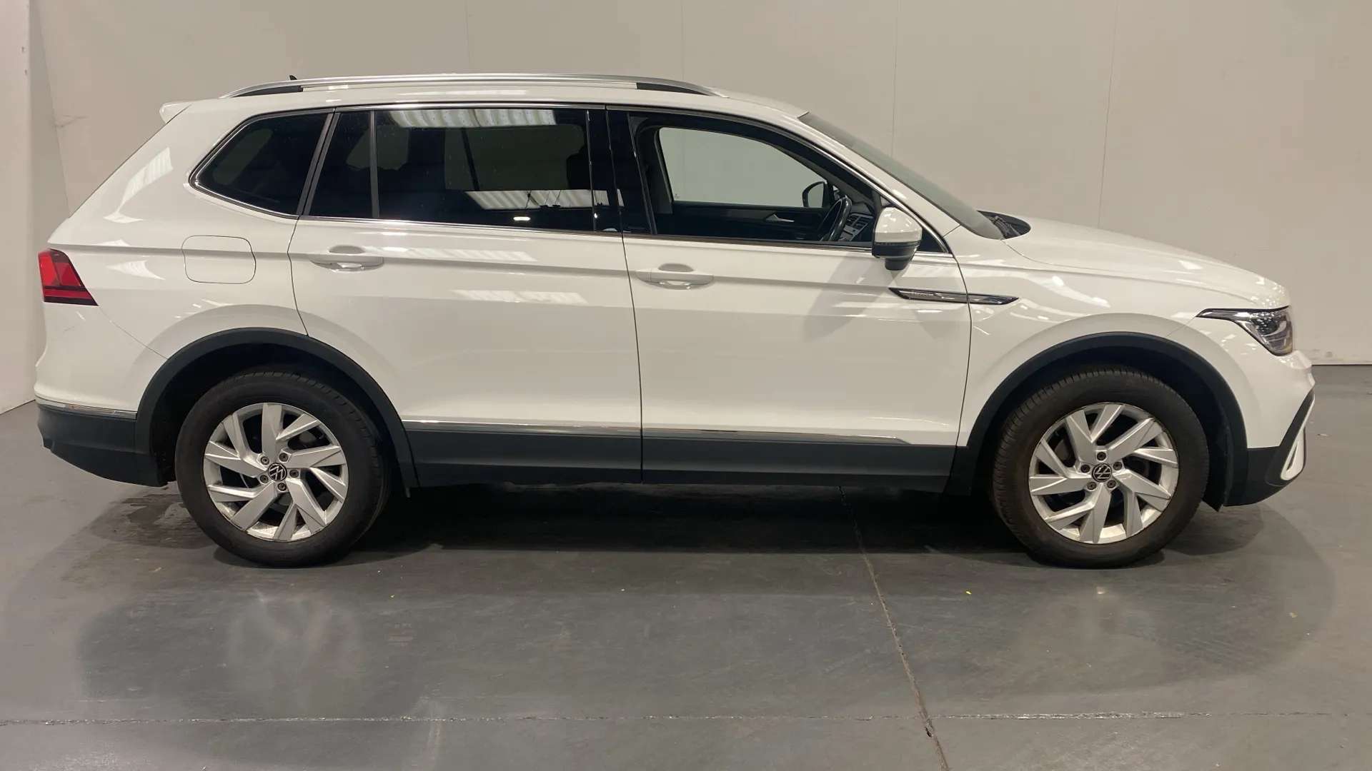 2022 VOLKSWAGEN TIGUAN ALLSPACE 2022 VOLKSWAGEN TIGUAN ALLSPACE