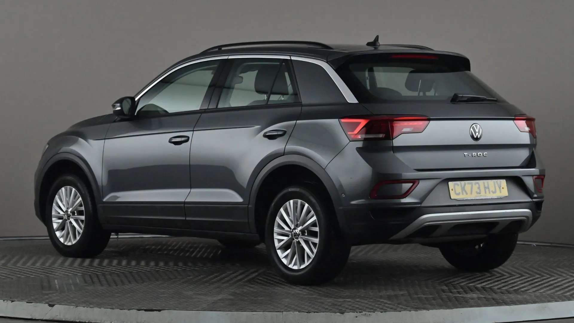 A 2023 VOLKSWAGEN T-ROC 1.5 TSI Life DSG A 2023 VOLKSWAGEN T-ROC 1.5 TSI Life DSG