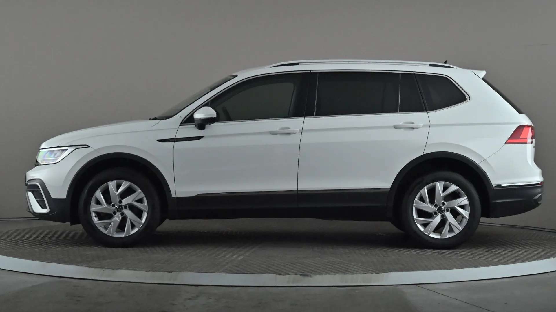 2023 VOLKSWAGEN TIGUAN ALLSPACE 2023 VOLKSWAGEN TIGUAN ALLSPACE