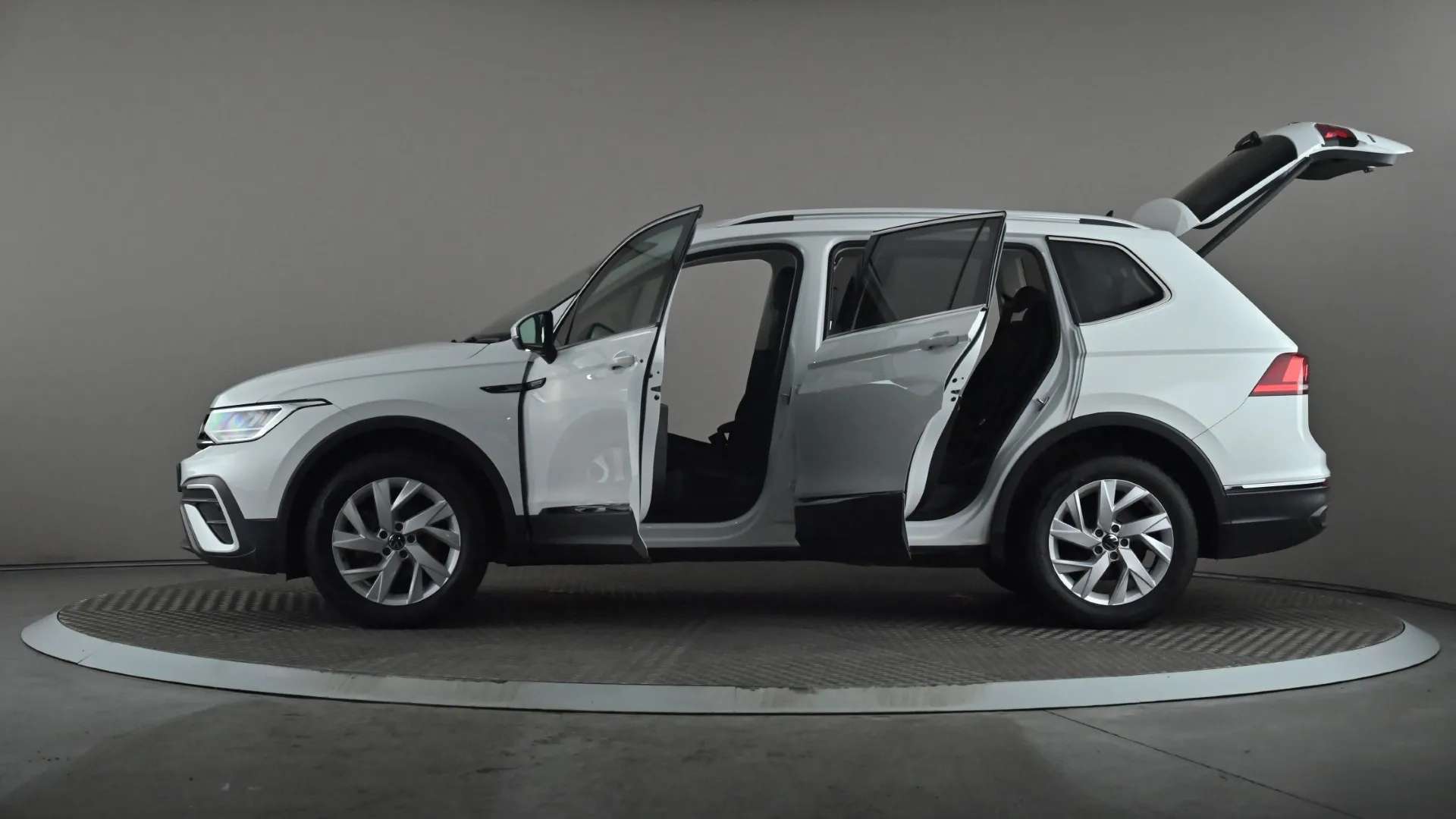 2023 VOLKSWAGEN TIGUAN ALLSPACE 2023 VOLKSWAGEN TIGUAN ALLSPACE