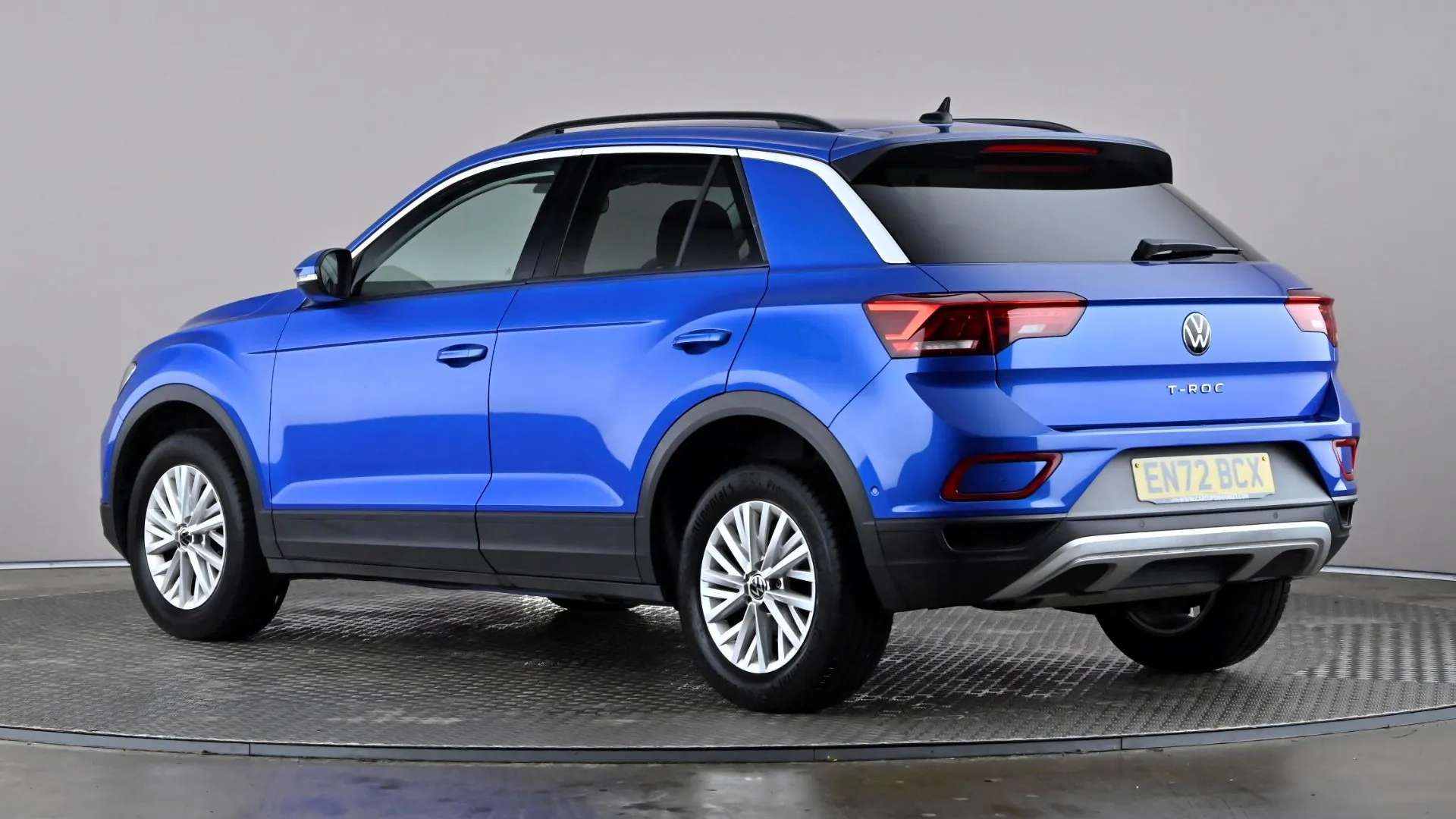 A 2023 VOLKSWAGEN T-ROC 1.5 TSI Life DSG A 2023 VOLKSWAGEN T-ROC 1.5 TSI Life DSG