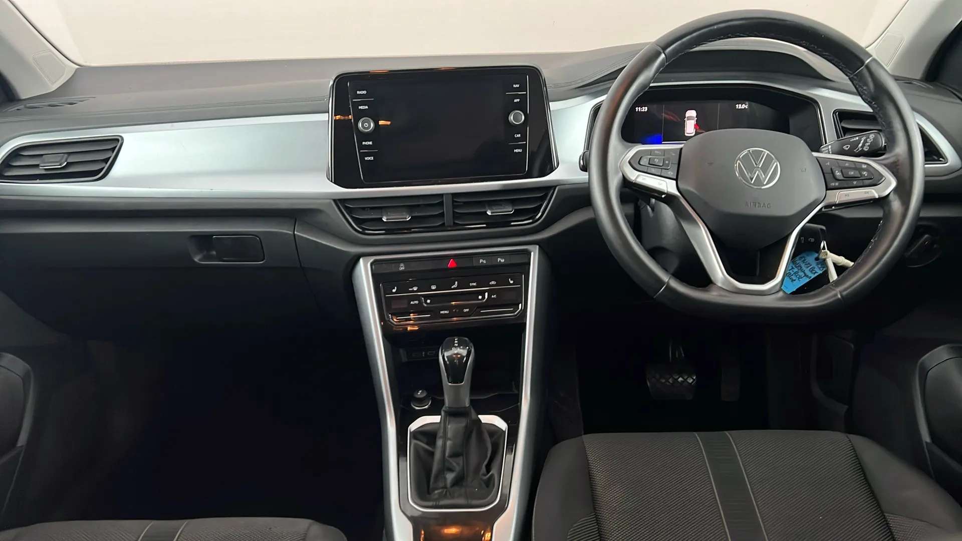 2023 VOLKSWAGEN T-ROC 2023 VOLKSWAGEN T-ROC