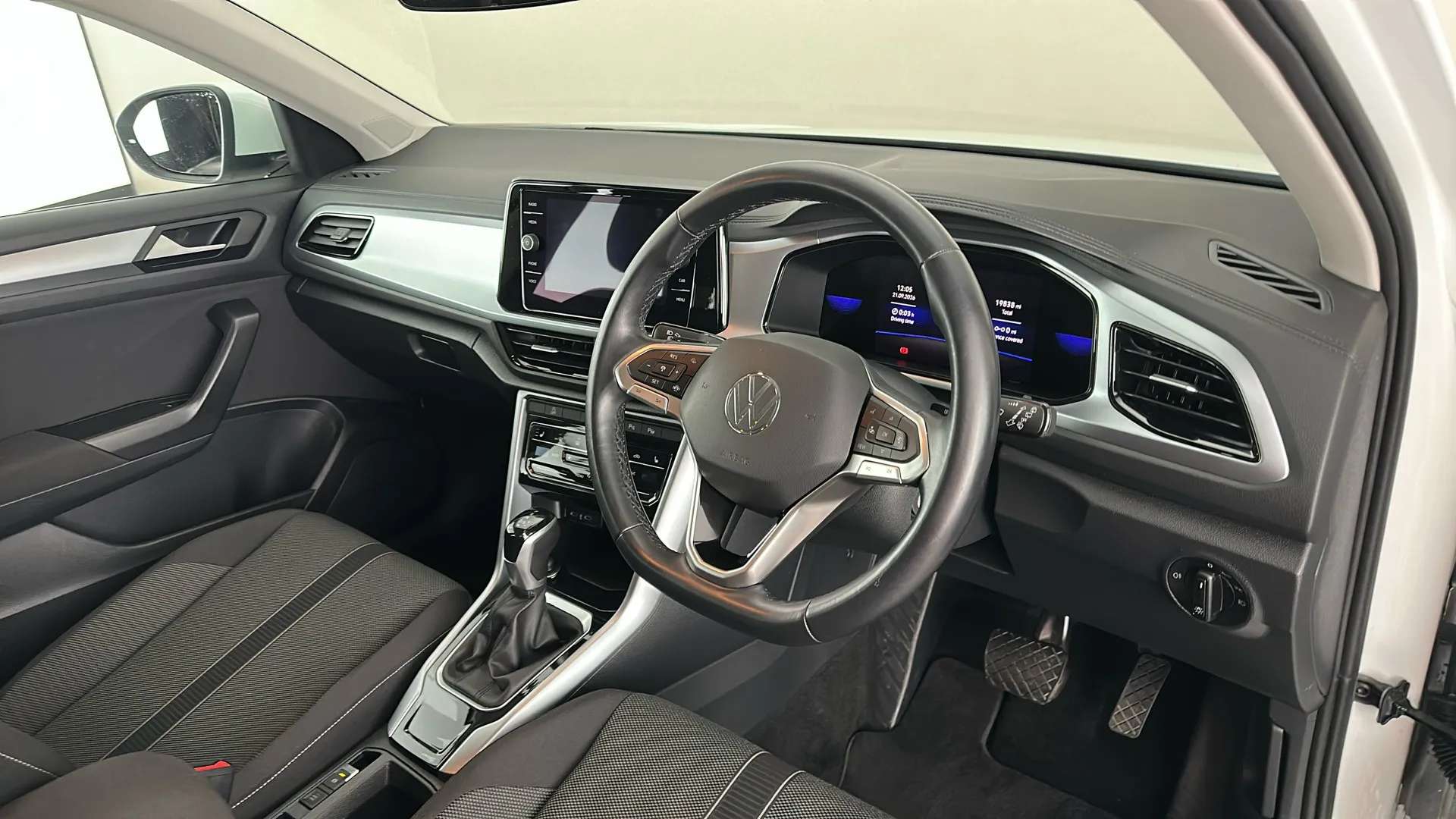 2022 VOLKSWAGEN T-ROC 2022 VOLKSWAGEN T-ROC