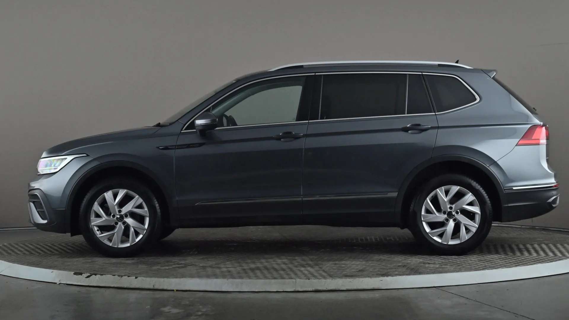 2022 VOLKSWAGEN TIGUAN ALLSPACE 2022 VOLKSWAGEN TIGUAN ALLSPACE