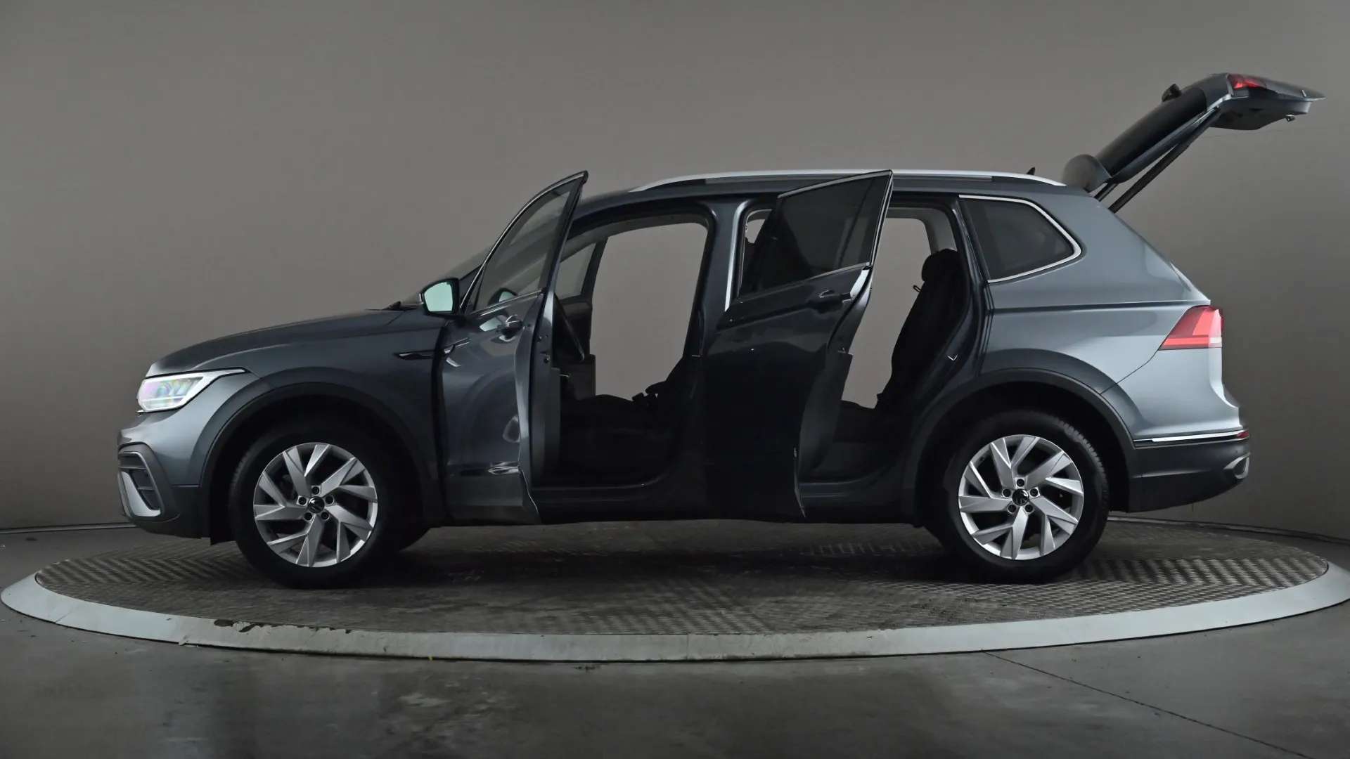 2022 VOLKSWAGEN TIGUAN ALLSPACE 2022 VOLKSWAGEN TIGUAN ALLSPACE