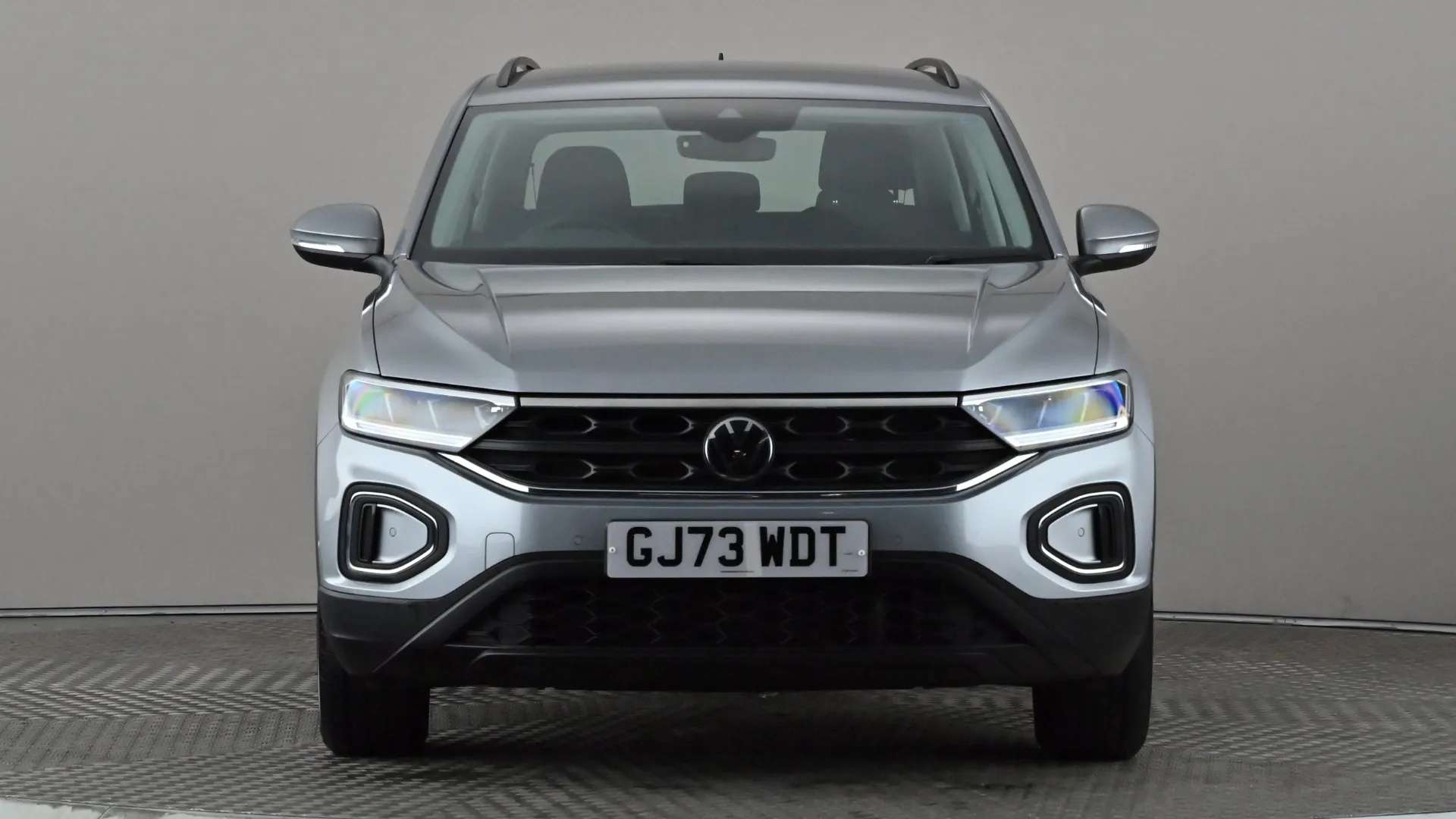 A 2023 VOLKSWAGEN T-ROC 1.5 TSI Life DSG A 2023 VOLKSWAGEN T-ROC 1.5 TSI Life DSG