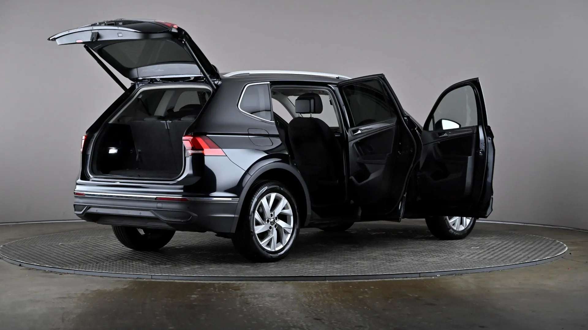 2022 VOLKSWAGEN TIGUAN ALLSPACE 2022 VOLKSWAGEN TIGUAN ALLSPACE