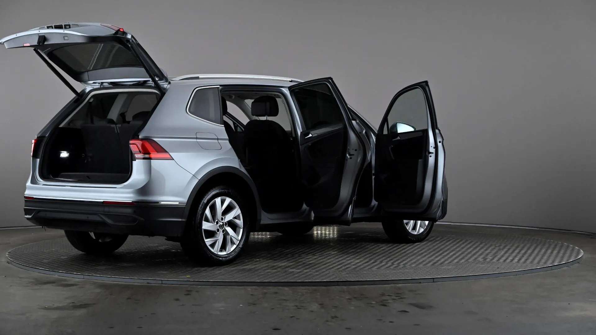 2022 VOLKSWAGEN TIGUAN ALLSPACE 2022 VOLKSWAGEN TIGUAN ALLSPACE