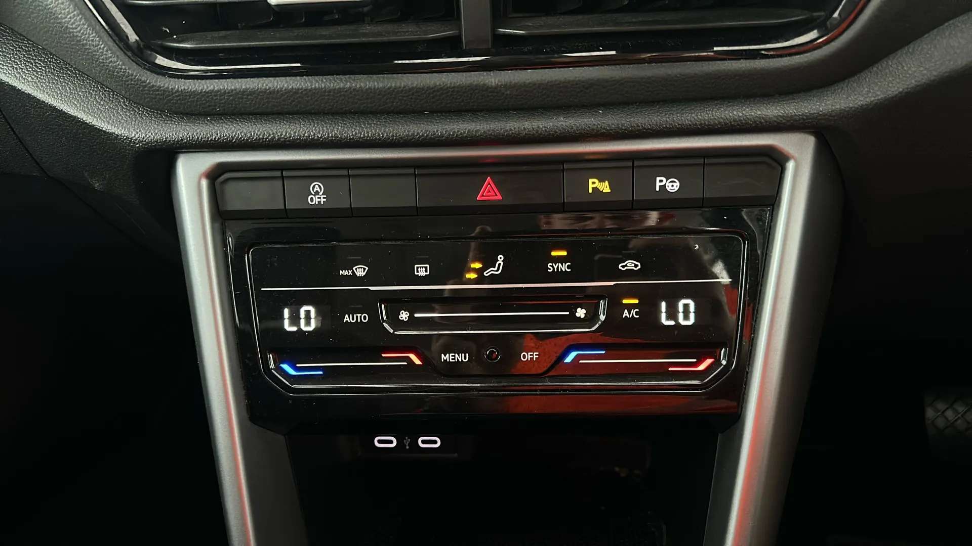 2023 VOLKSWAGEN T-ROC 2023 VOLKSWAGEN T-ROC