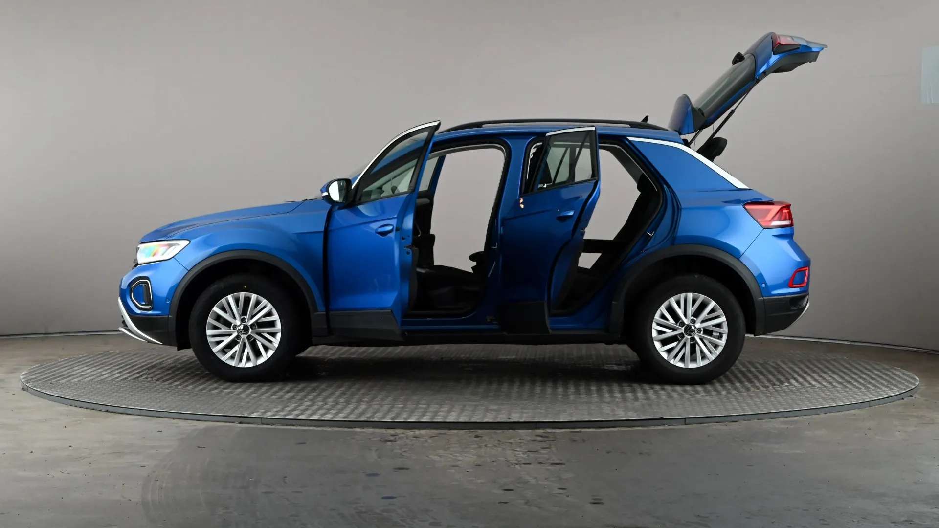 2023 VOLKSWAGEN T-ROC 2023 VOLKSWAGEN T-ROC