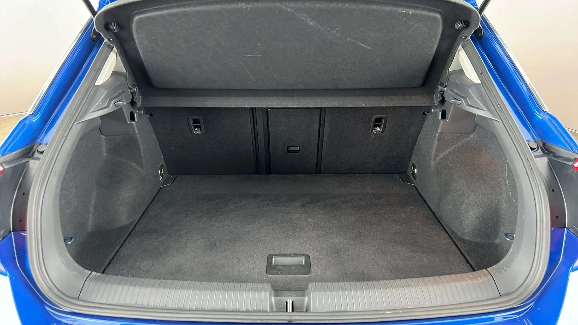2023 VOLKSWAGEN T-ROC 2023 VOLKSWAGEN T-ROC