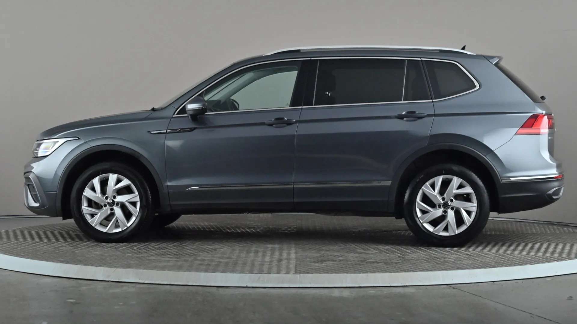 2022 VOLKSWAGEN TIGUAN ALLSPACE 2022 VOLKSWAGEN TIGUAN ALLSPACE