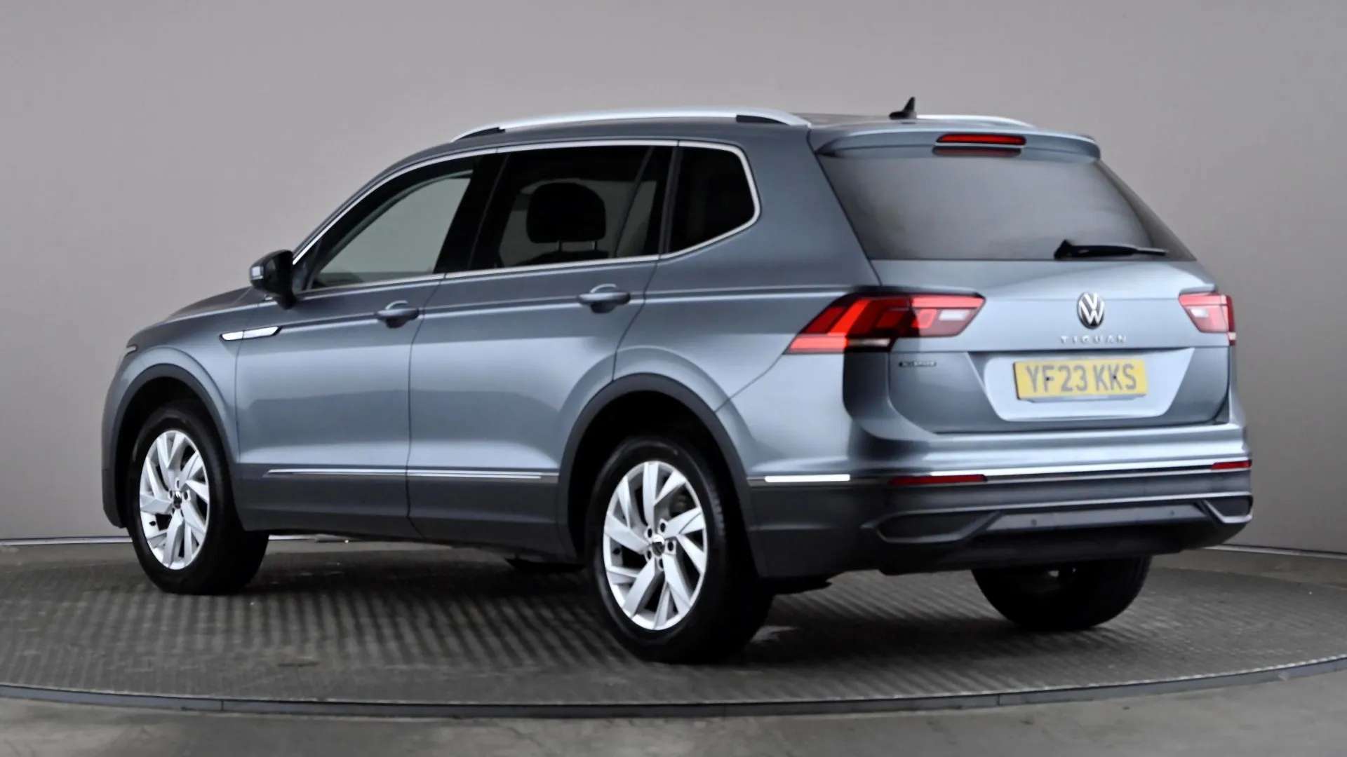 A 2023 VOLKSWAGEN TIGUAN ALLSPACE 1.5 TSI Life DSG A 2023 VOLKSWAGEN TIGUAN ALLSPACE 1.5 TSI Life DSG