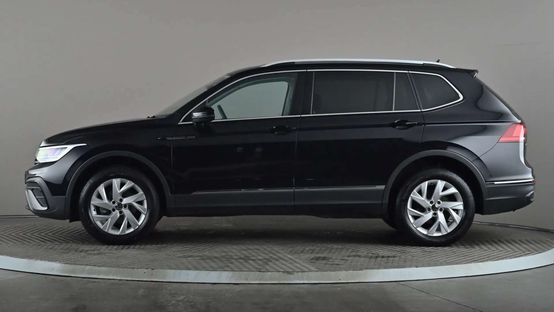 2022 VOLKSWAGEN TIGUAN ALLSPACE 2022 VOLKSWAGEN TIGUAN ALLSPACE