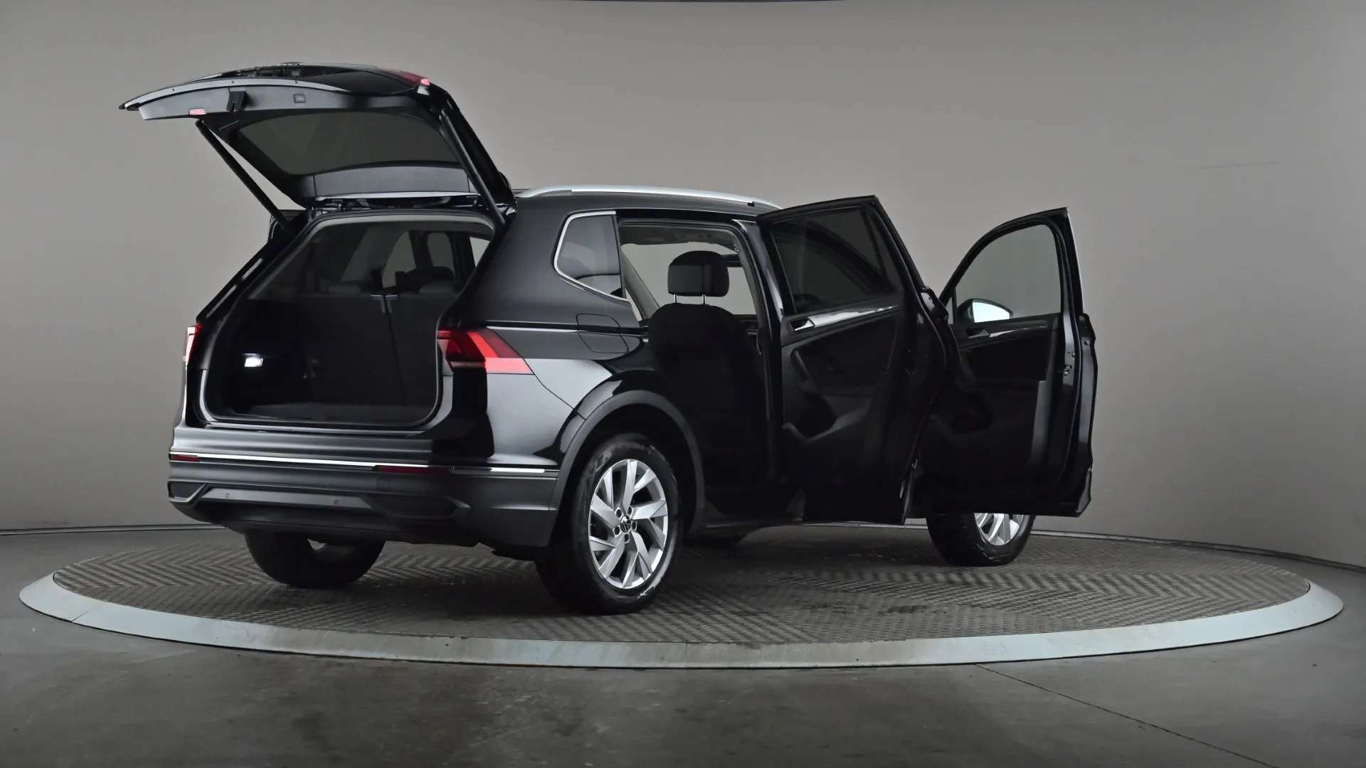 2022 VOLKSWAGEN TIGUAN ALLSPACE 2022 VOLKSWAGEN TIGUAN ALLSPACE