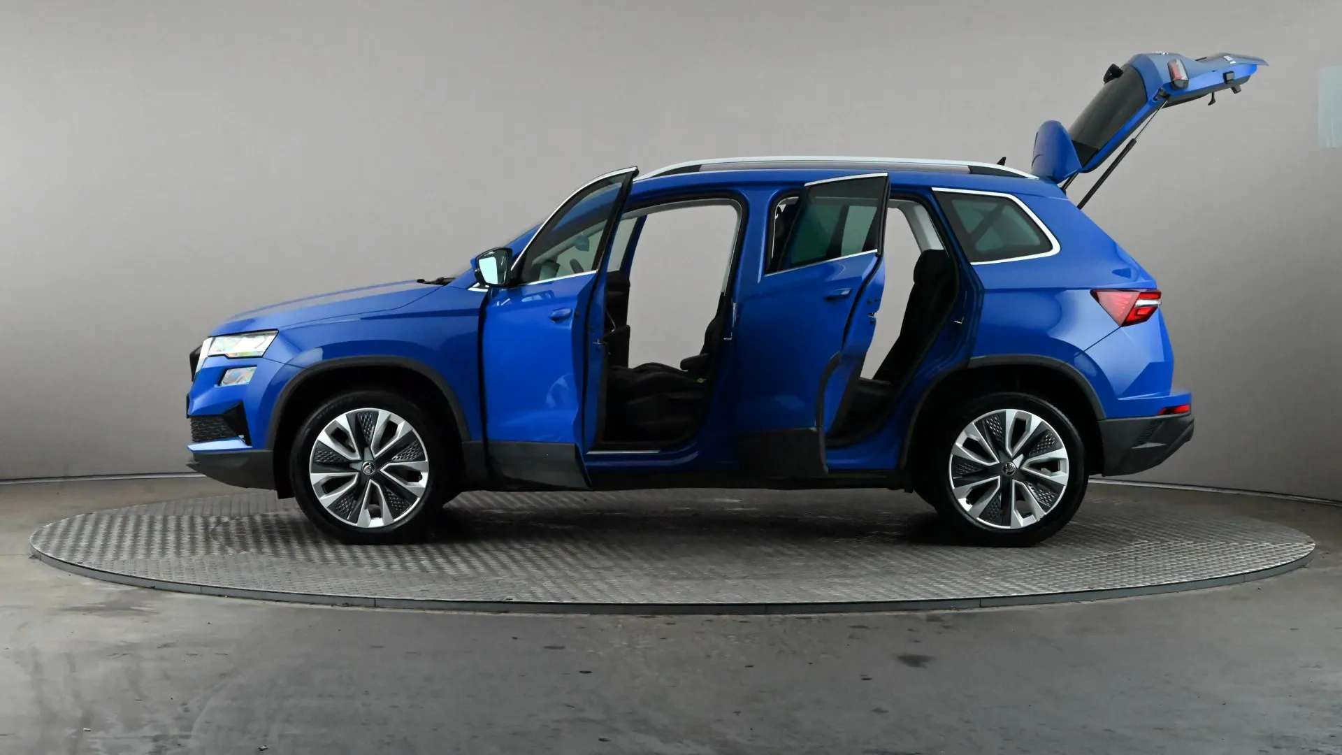 2023 SKODA KAROQ 2023 SKODA KAROQ