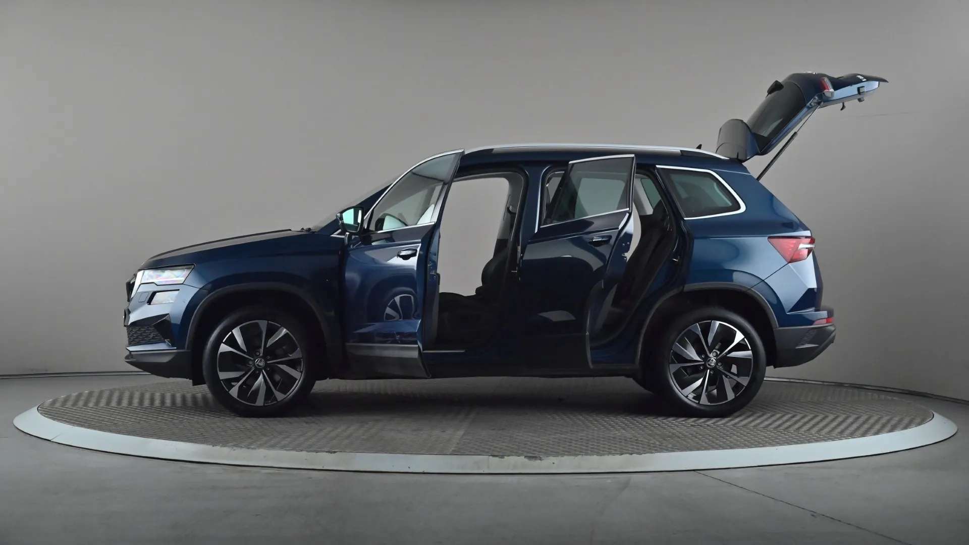 2023 SKODA KAROQ 2023 SKODA KAROQ