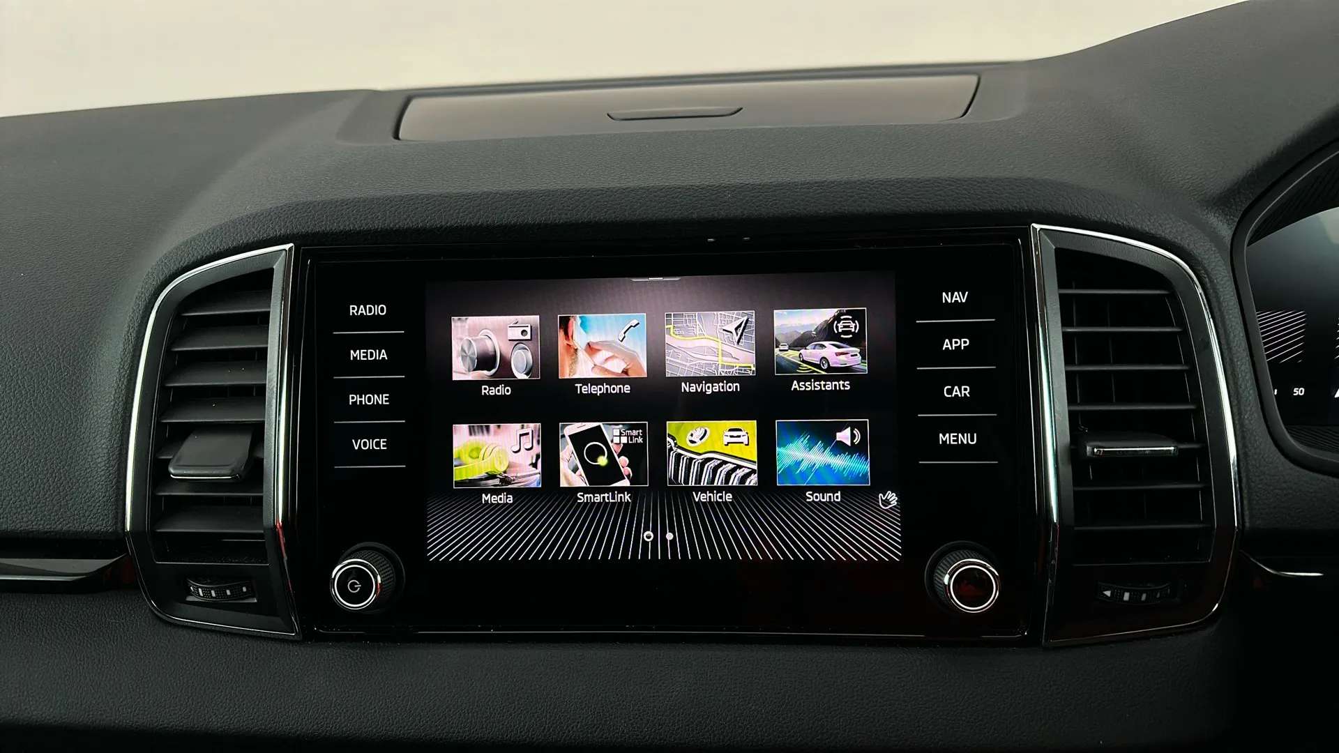 2023 SKODA KAROQ 2023 SKODA KAROQ