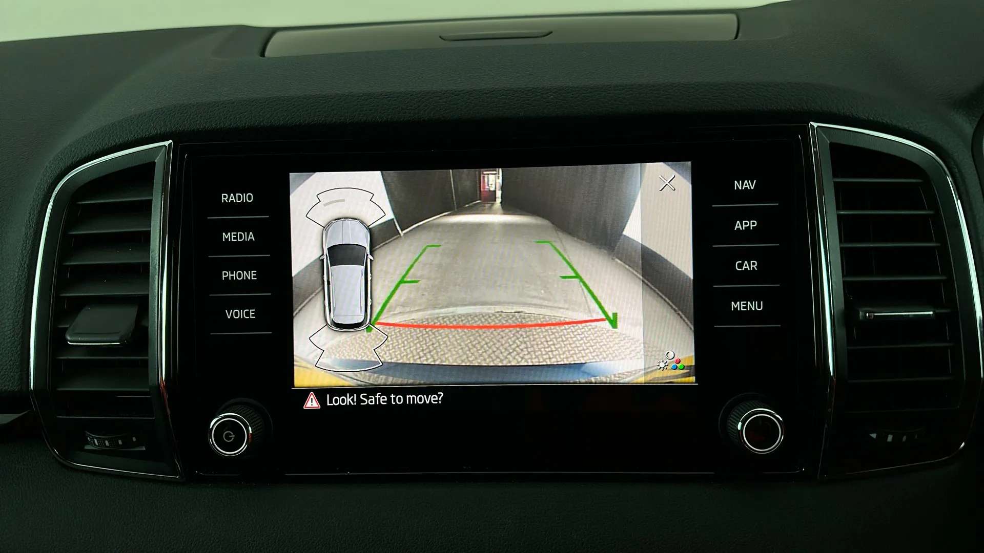 2023 SKODA KAROQ 2023 SKODA KAROQ