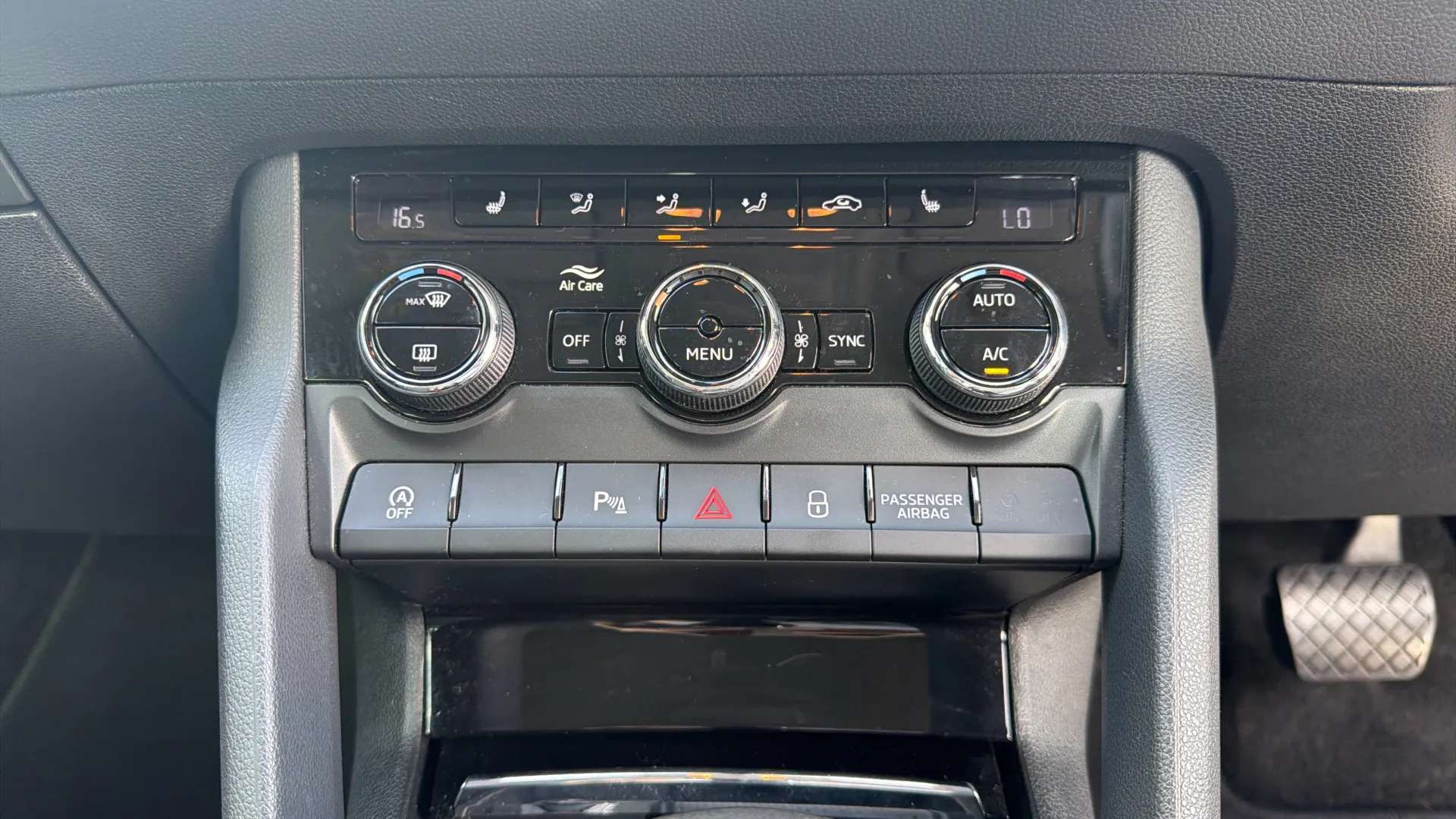 2019 SKODA KAROQ 2019 SKODA KAROQ