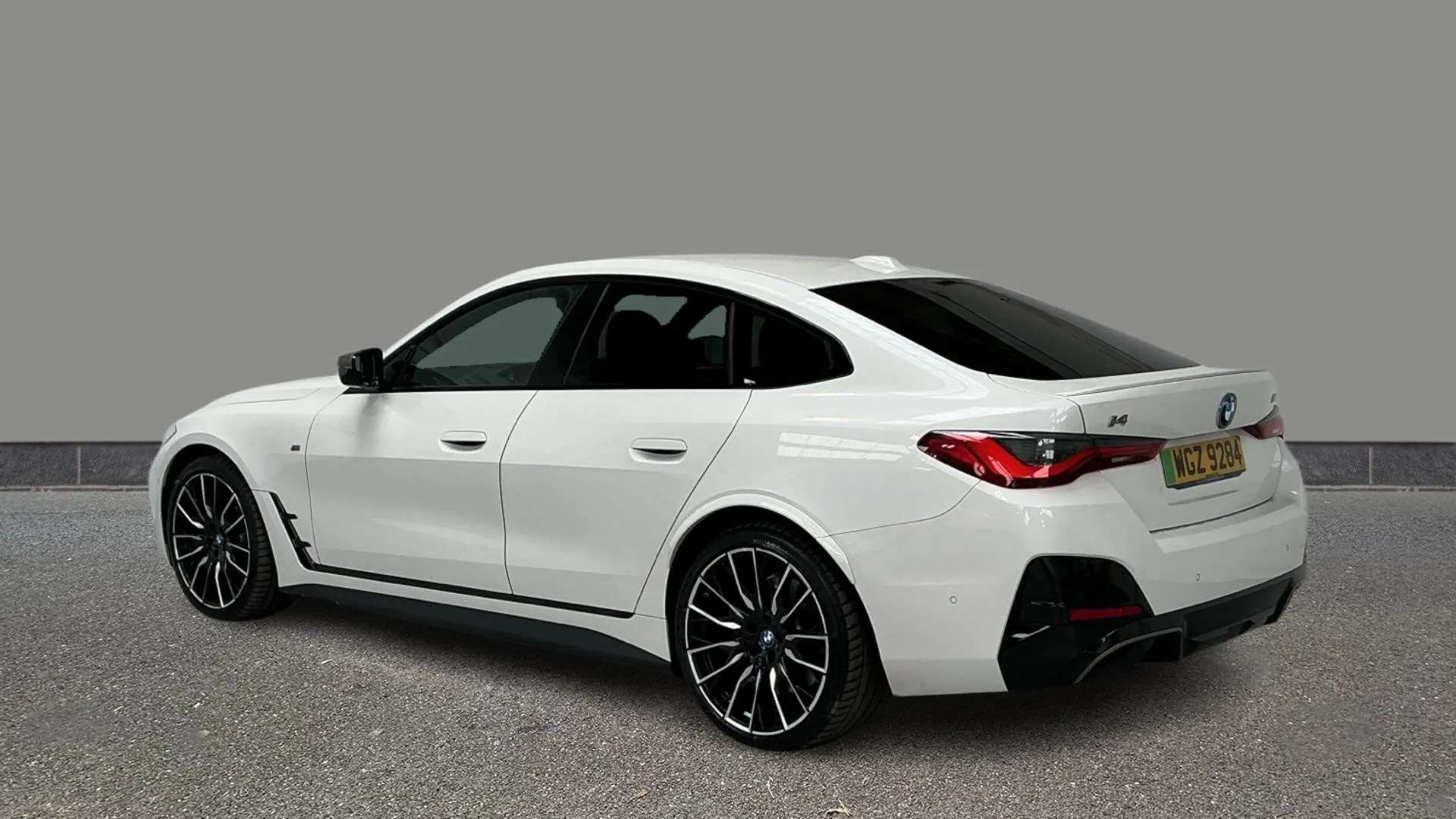 A 2022 BMW I4 400kW M50 83.9kWh Auto A 2022 BMW I4 400kW M50 83.9kWh Auto
