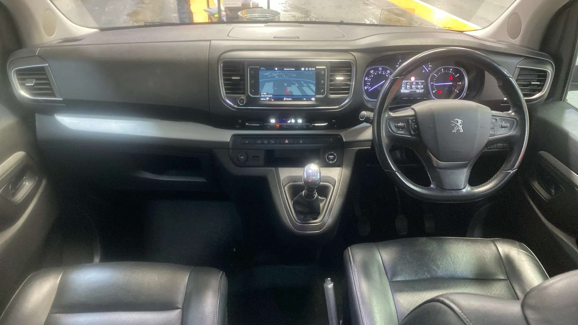 2018 PEUGEOT TRAVELLER 2018 PEUGEOT TRAVELLER