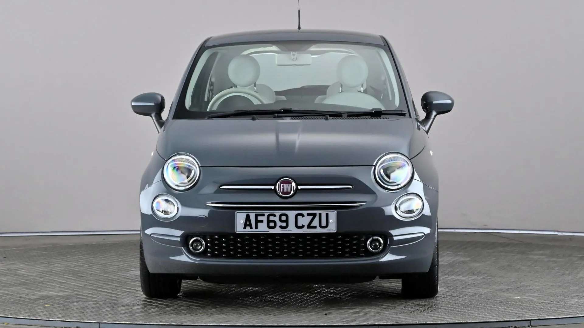 A 2019 FIAT 500 1.2 Lounge A 2019 FIAT 500 1.2 Lounge