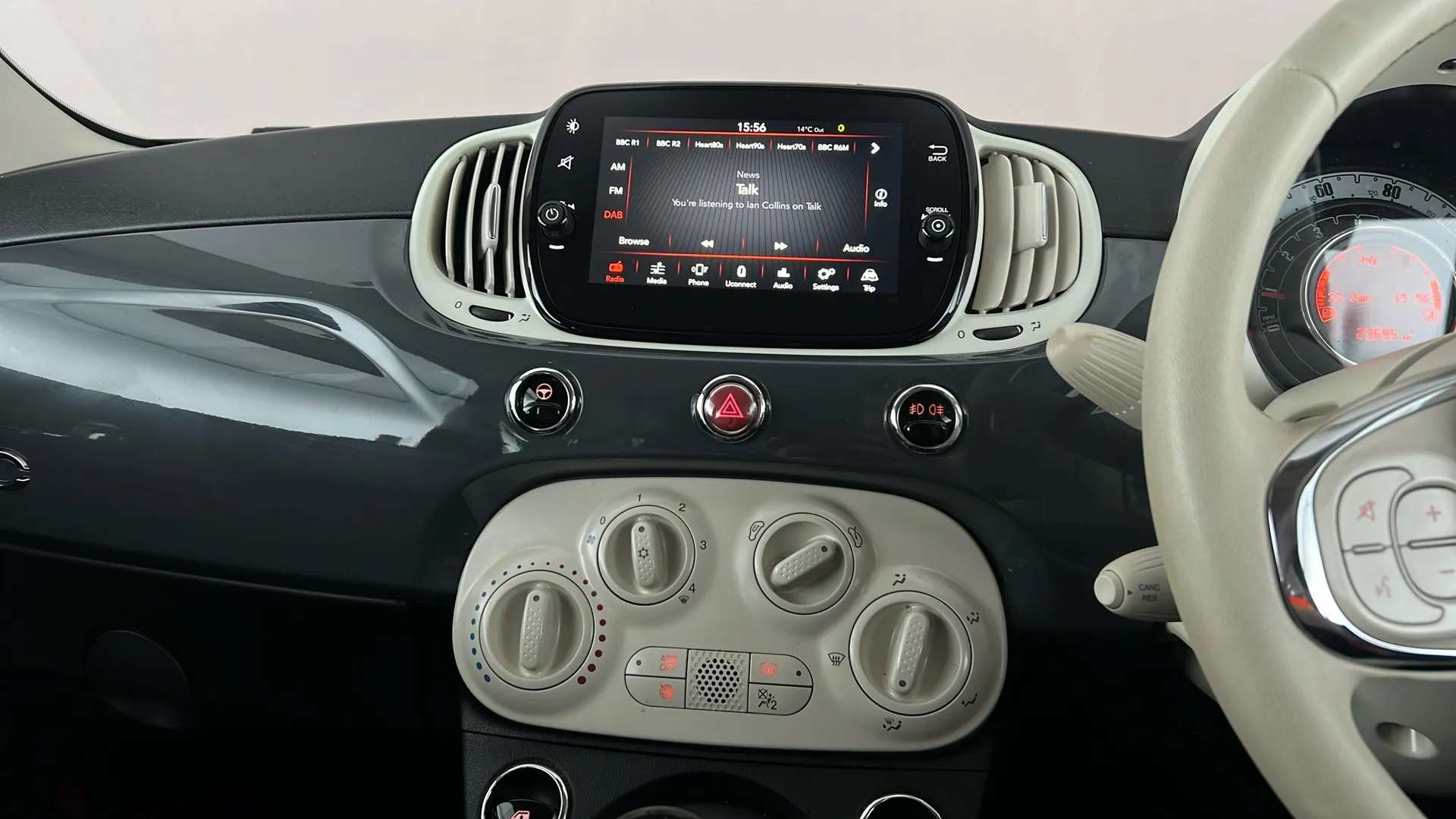 2019 FIAT 500 2019 FIAT 500