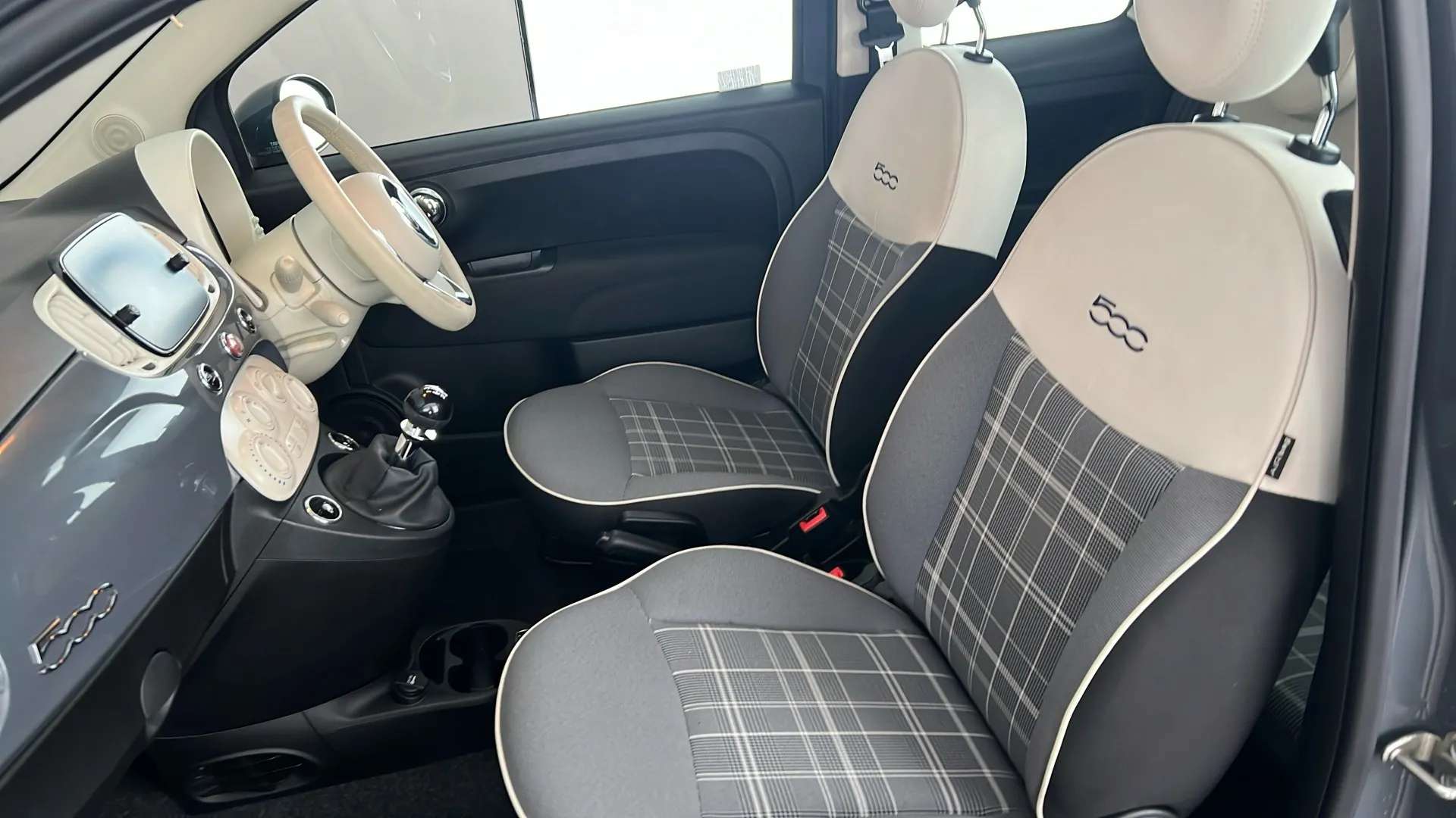 2019 FIAT 500 2019 FIAT 500