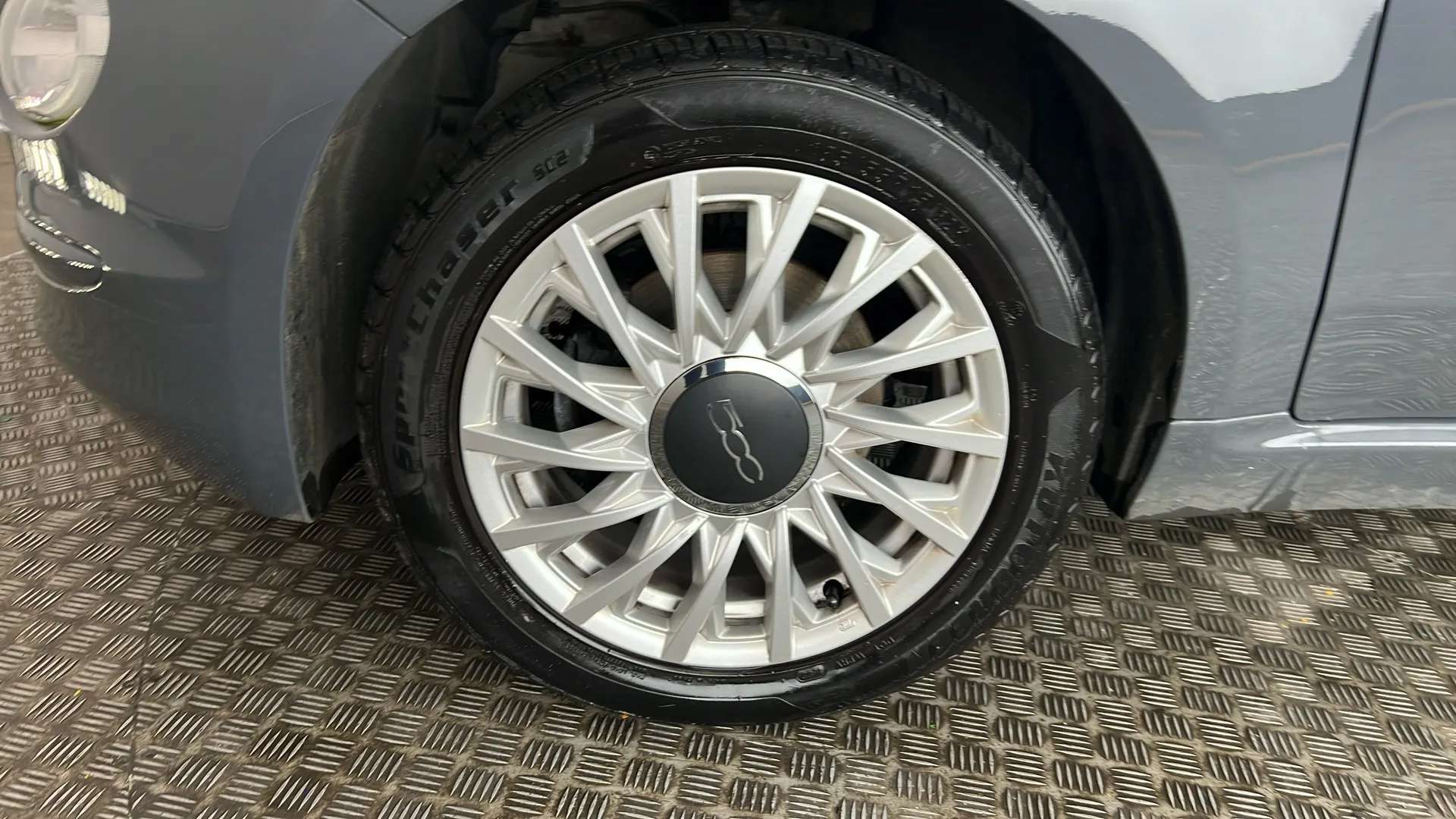 2019 FIAT 500 2019 FIAT 500